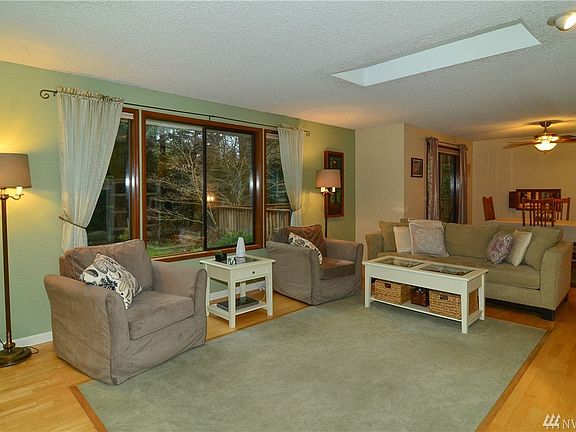 2nd image of 718 Wily St NW