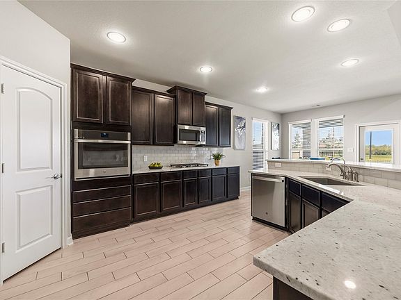 5th image of 3319 Learning Tree Ln