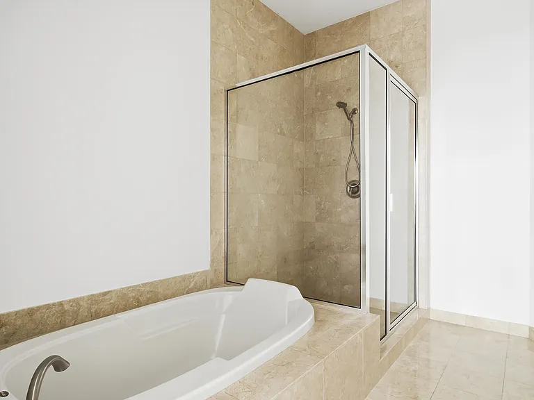 701 S Olive Ave #304 — Photo 17