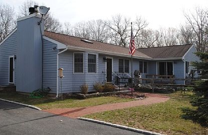 1st image of 14 Hawthorne Ave