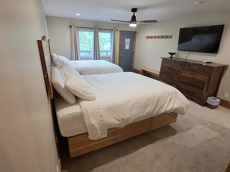 401 W La Bonte St — Photo 16