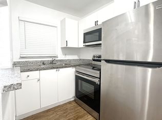 423 NW 9th St APT 27, Miami, FL 33136