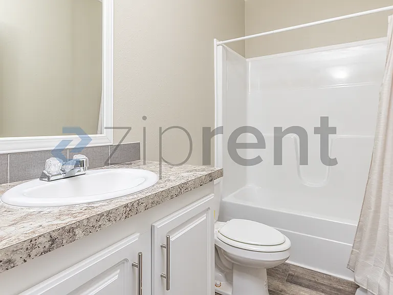 8055 Hoboh Ln — Photo 12