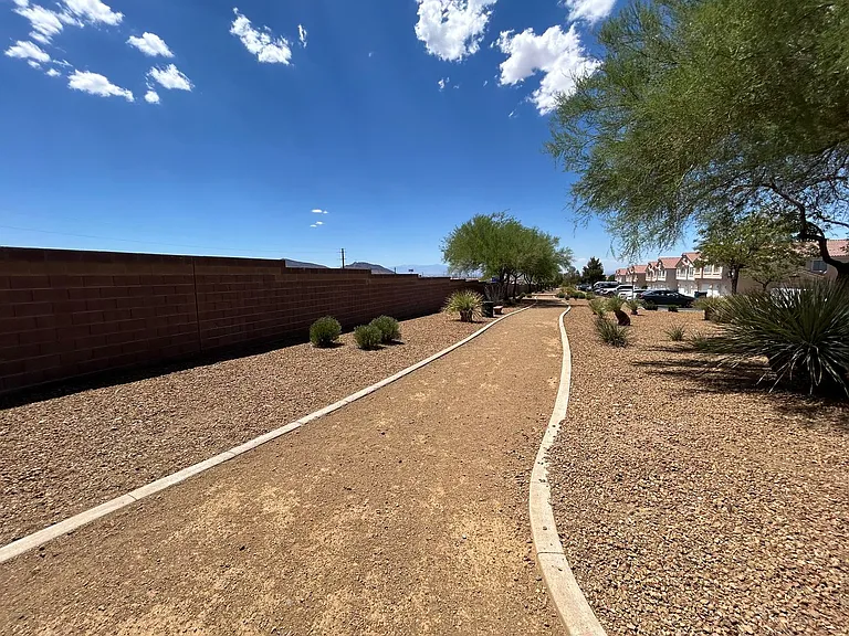 1611 Lefty Garcia Way — Photo 34