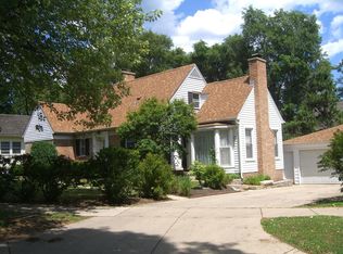 381 Wilson St, Winnetka, IL 60093