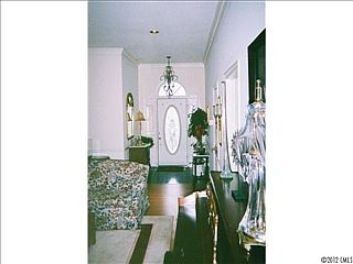 2nd image of 3625 Jordanview Ln
