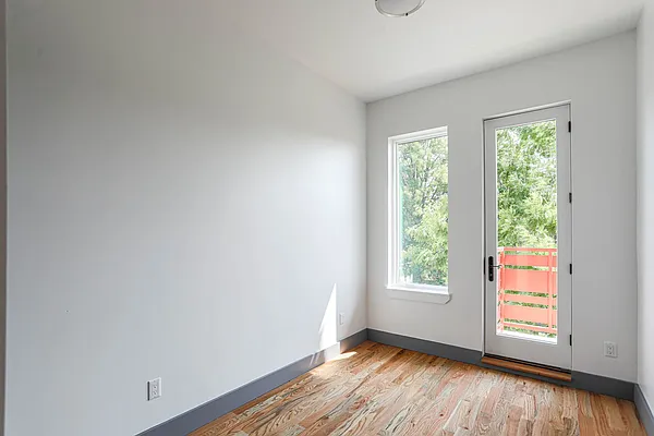 Rented by ERNY LLC | media 4