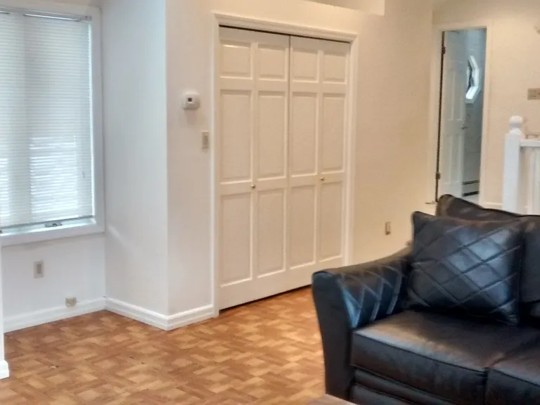 126 McKinley St — Photo 2