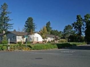 492 Country Club Dr, Santa Rosa, CA 95401