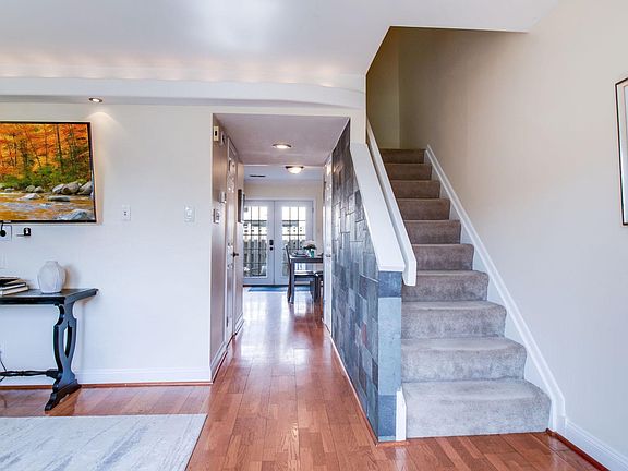 2nd image of 3120 Babashaw Ct