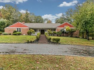 915 Papen Rd, Bridgewater, NJ 08807