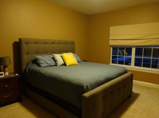 7411 1st Ave SW, Cedar Rapids, IA 52405