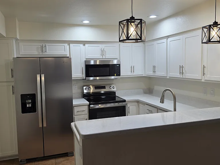 1717 E Union Hills Dr #1095 — Photo 3