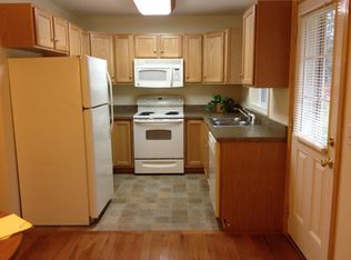 1013 Ryan Rd, Northampton, MA 01062