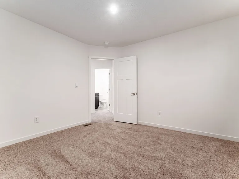 122 Red Willow Dr — Photo 29