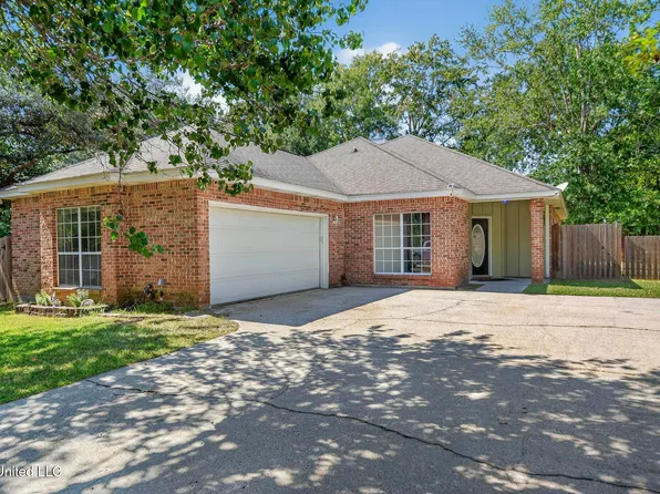 5513 Ahoni St, Diamondhead, MS 39525