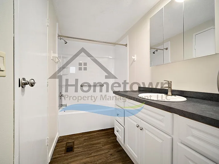 5415 E Grove Ave — Photo 6