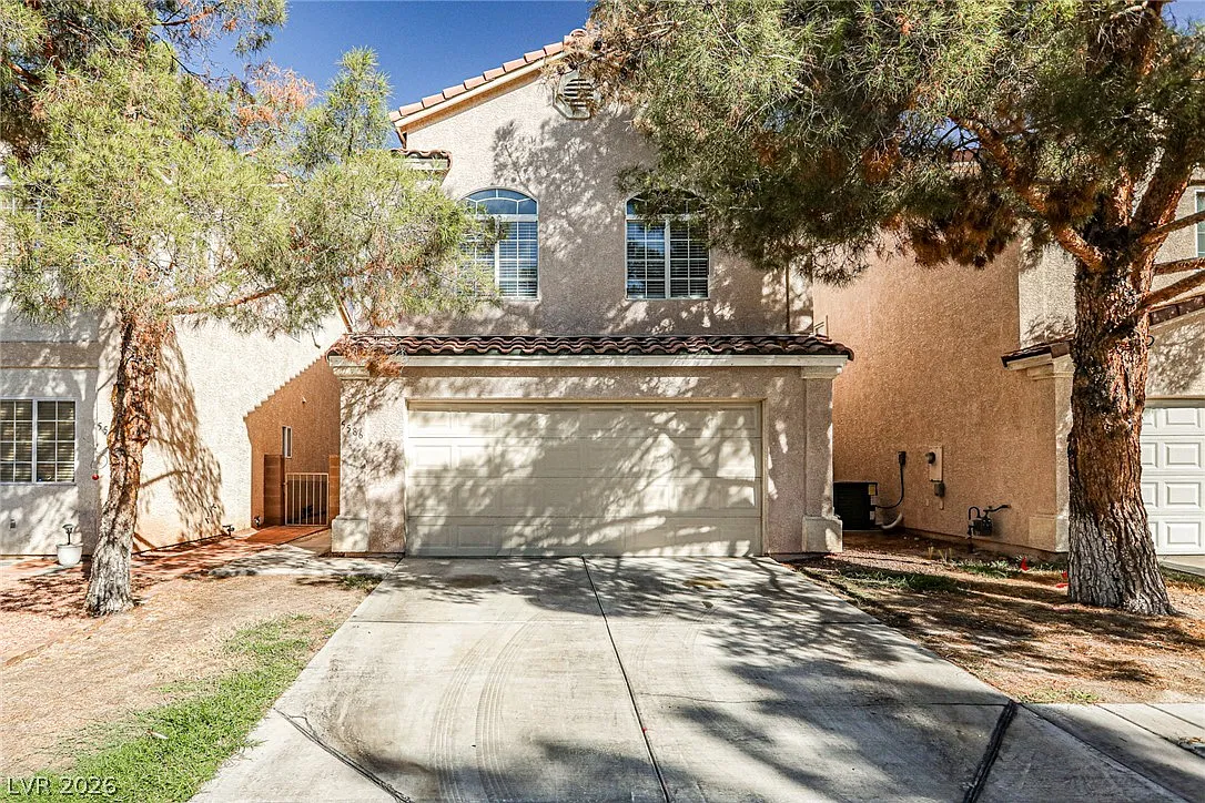 3 bed, 2.5 bath, 1468 sqft, $1,950 — Photo 1