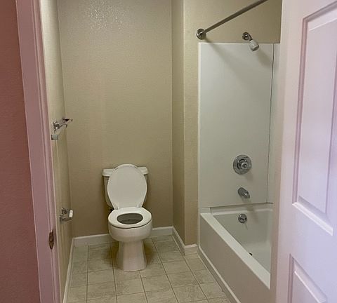 4th image of 1401 P St Unit 105