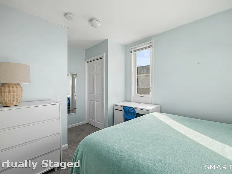 116 College Pl — Photo 20