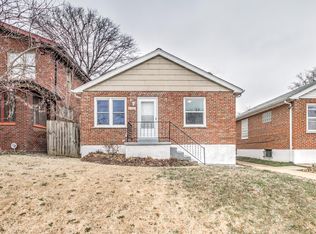 6741 Bartmer Ave, Saint Louis, MO 63130