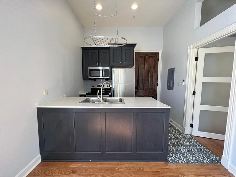 904 Scott St #1 — Photo 8