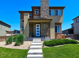 10072 Southlawn Cir, Commerce City, CO 80022