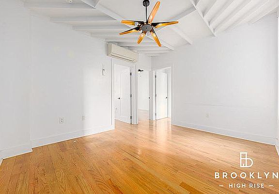 3rd image of 930 De Kalb Ave #110