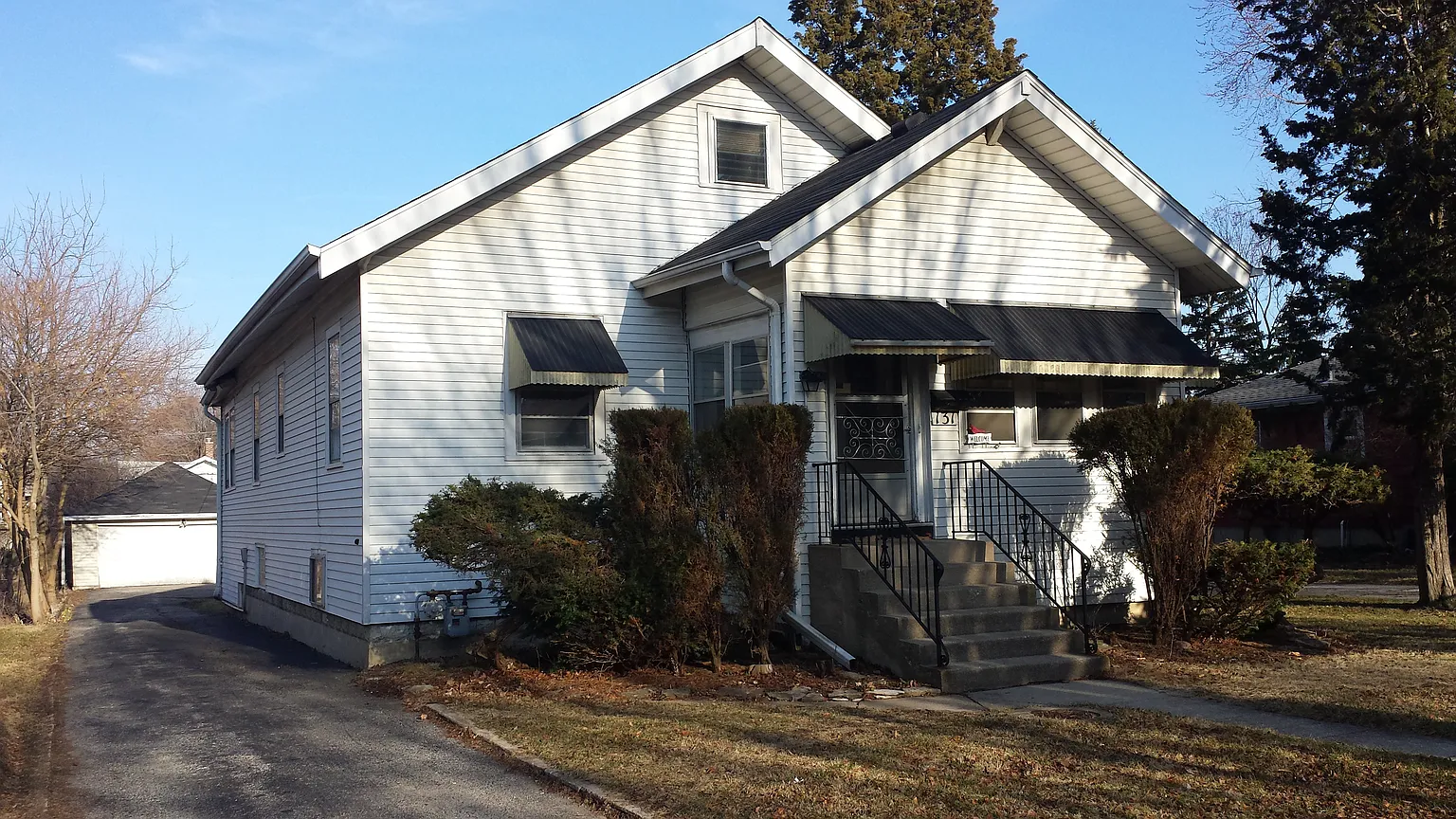 131 S Princeton Ave photo 1