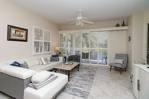825 Bentwater Cir #101 Photo 1