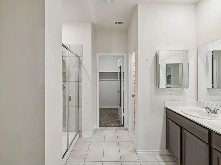 401 Gallop Dr — Photo 25