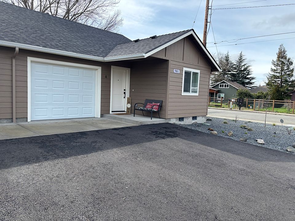 2nd image of 981 Doneen Ln #A