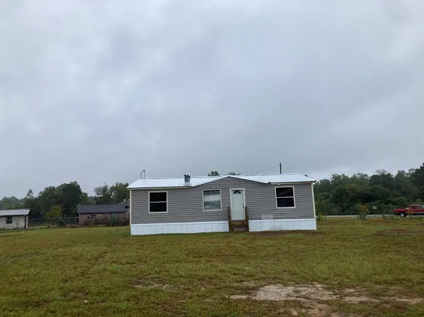 1606 Alderman Dr, Douglas, GA 31533