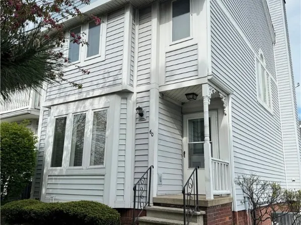 60 Union Hill Dr, Spencerport, NY 14559