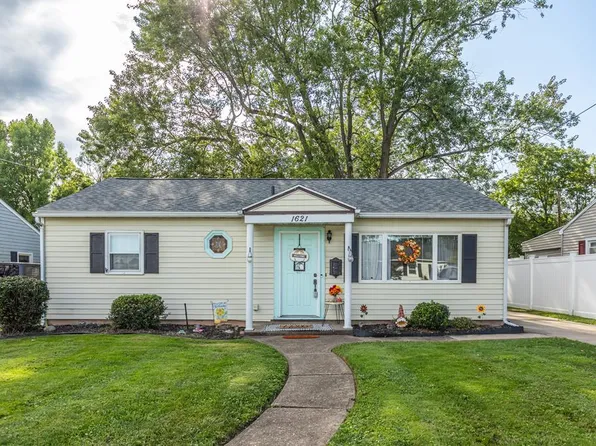 1621 Warren Ave, Williamsport, PA 17701