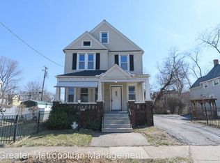 2221 E 86th St, Cleveland, OH