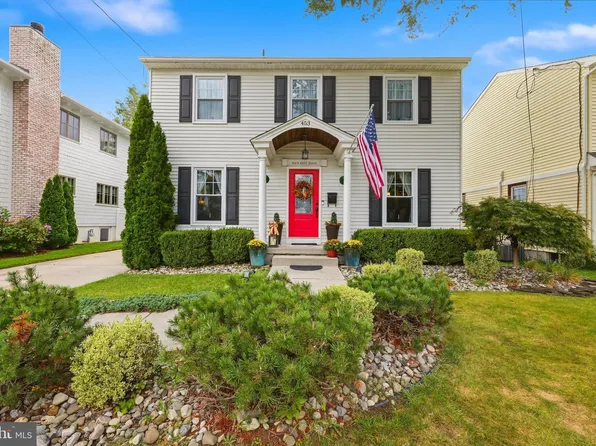 453 E Melrose Ave, Westmont, NJ 08108