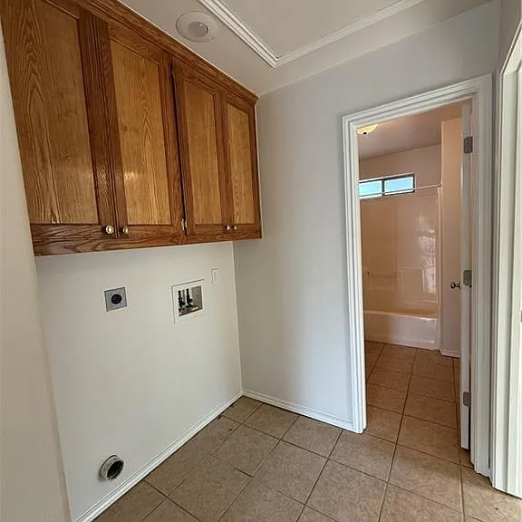 523 Perkins Ave — Photo 7
