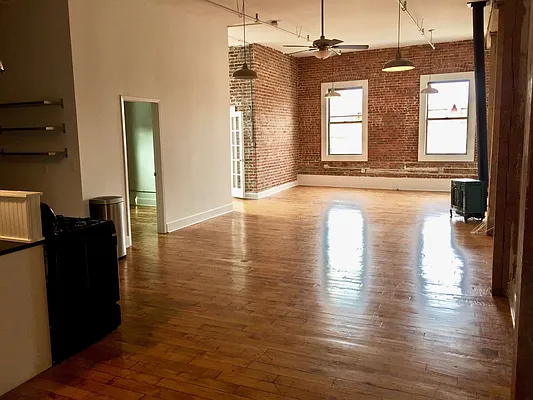 Rented by Go Greenpoint Real Estate | media 14