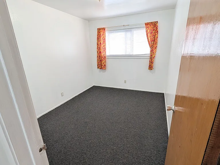 1843 8th Ave #6 — Photo 13