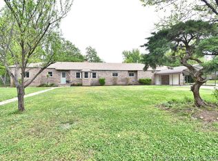 120 E 11th St, Claremore, OK 74017