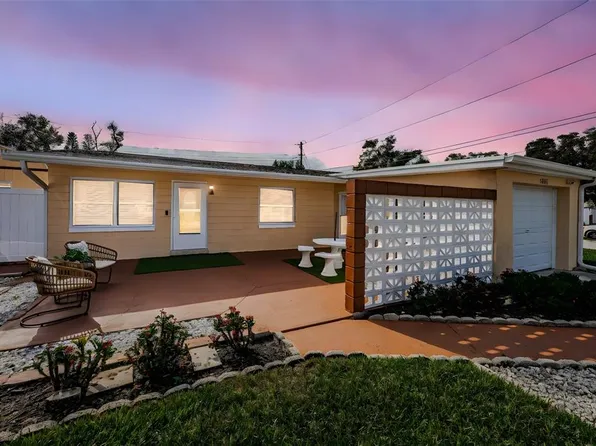 5880 81st Ave N, Pinellas Park, FL 33781