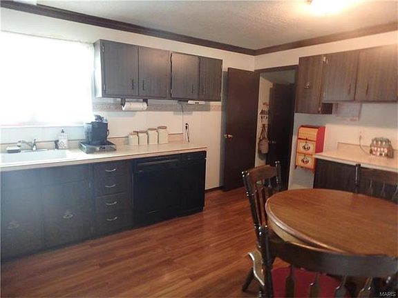 5th image of 1092 Fernbrook Dr