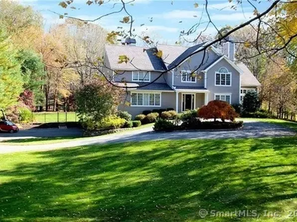 9 Stonewall Ridge, Newtown, CT 06470