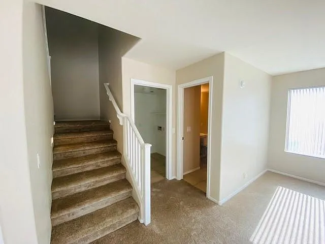 426 S 111th Dr — Photo 9