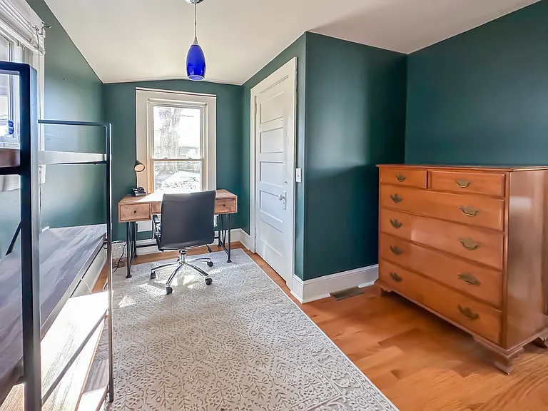 Optional private entrance from exterior into office space.