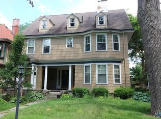 2416 Robinwood Ave, Toledo, OH 43620