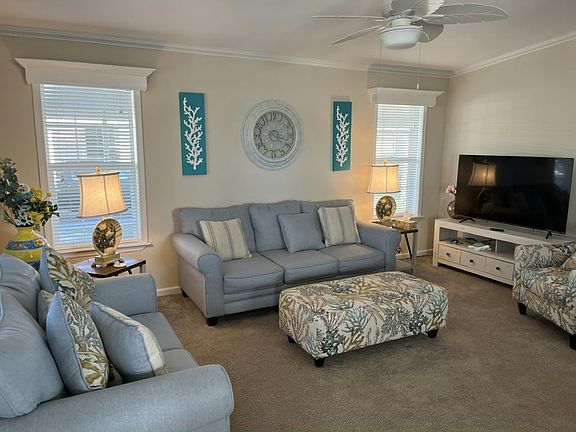 2nd image of 8775 20th St #801