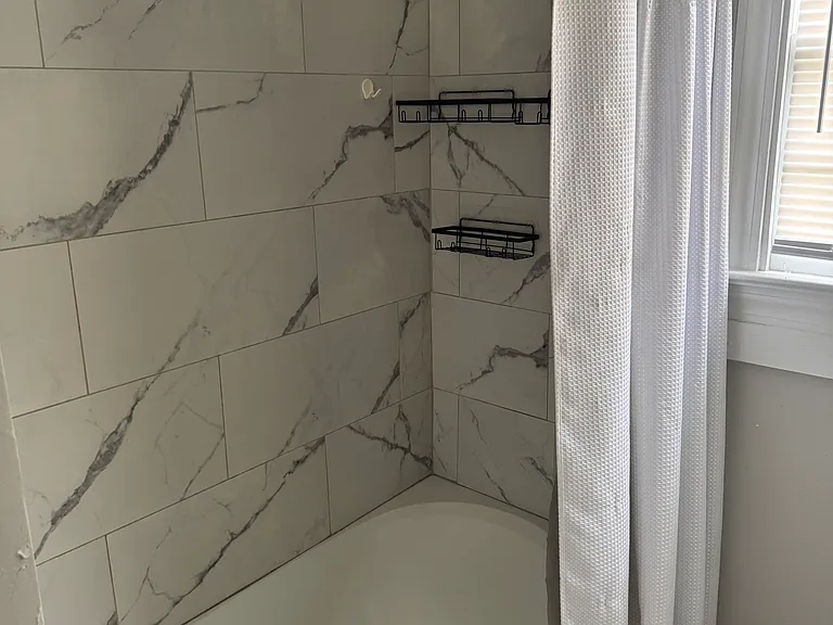 324 N 25th Ave — Photo 11