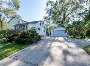 3315 27th St, Kenosha, WI 53144
